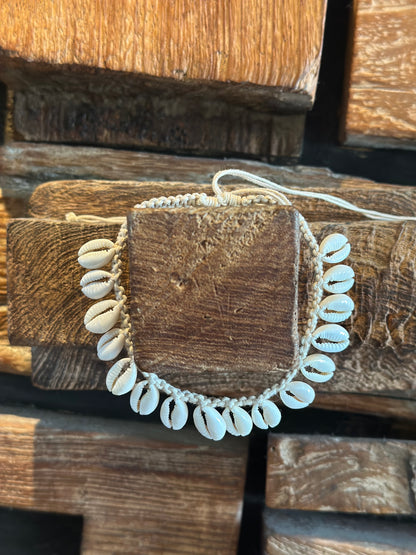 Shell tie anklet
