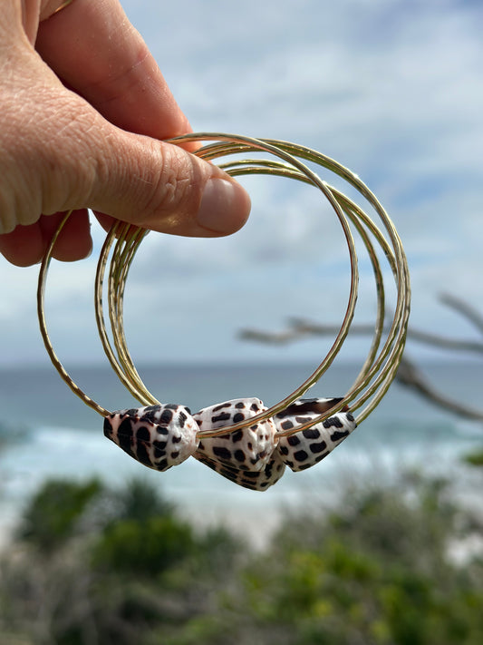 Hawaiian bangle